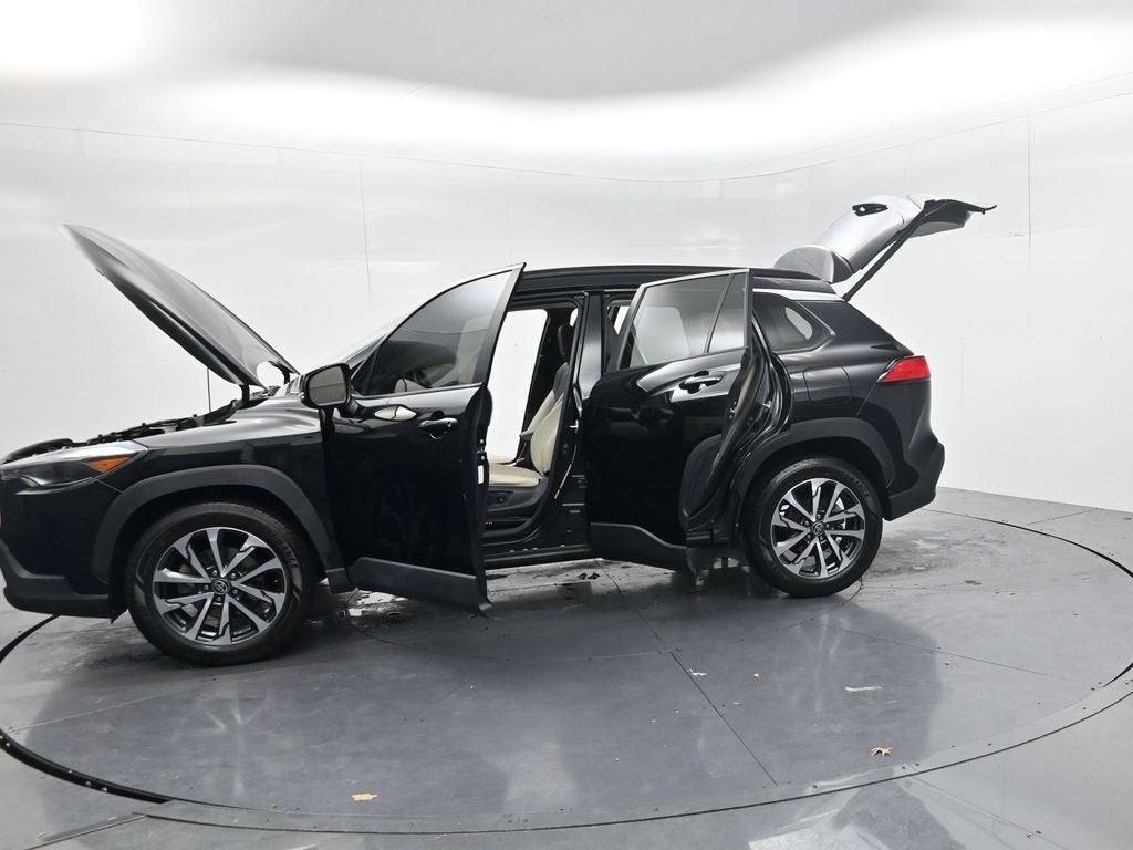 2022 Toyota Corolla Cross XLE