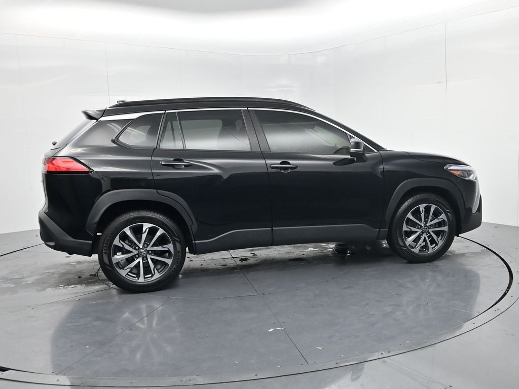 2022 Toyota Corolla Cross XLE