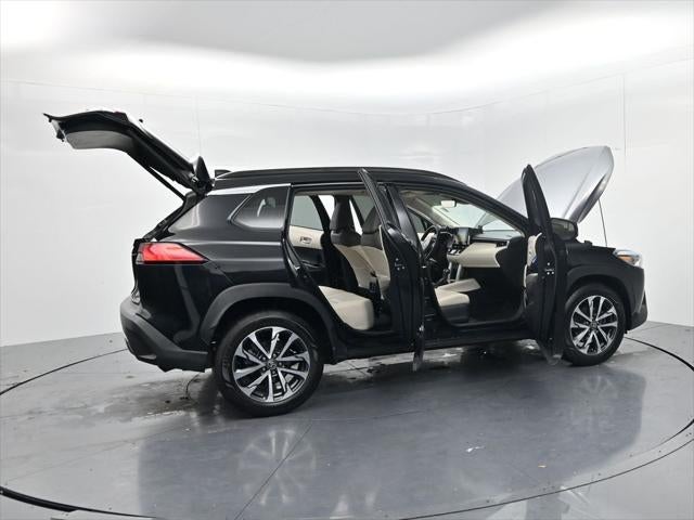 2022 Toyota Corolla Cross XLE