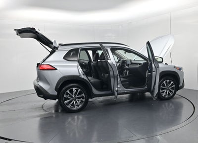 2025 Toyota Corolla Cross XLE
