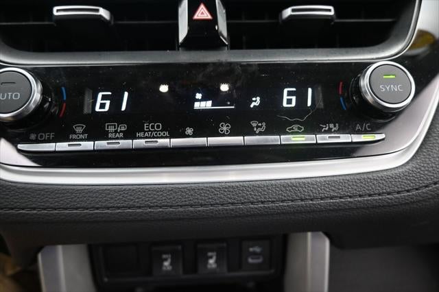 2025 Toyota Corolla Cross XLE