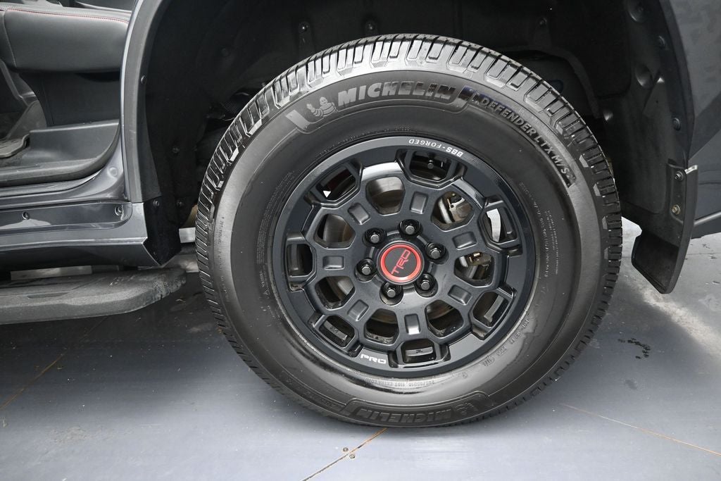 2024 Toyota Sequoia TRD Pro - Photo 43
