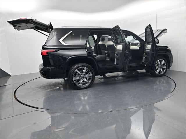 2025 Toyota Sequoia Capstone