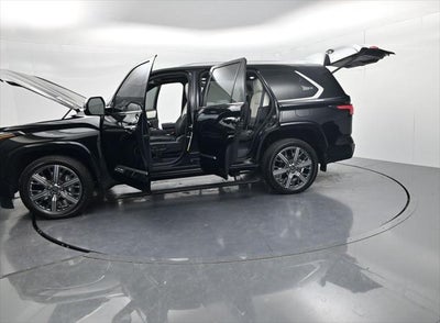 2025 Toyota Sequoia Capstone