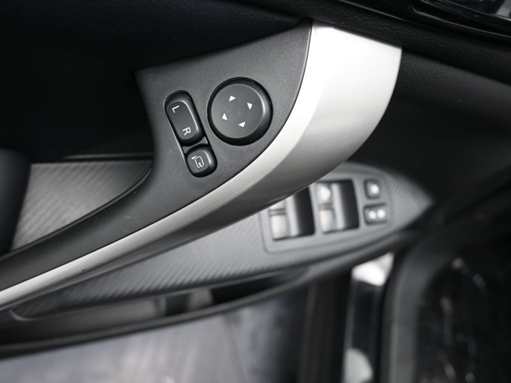 2025 Mitsubishi Eclipse Cross SE