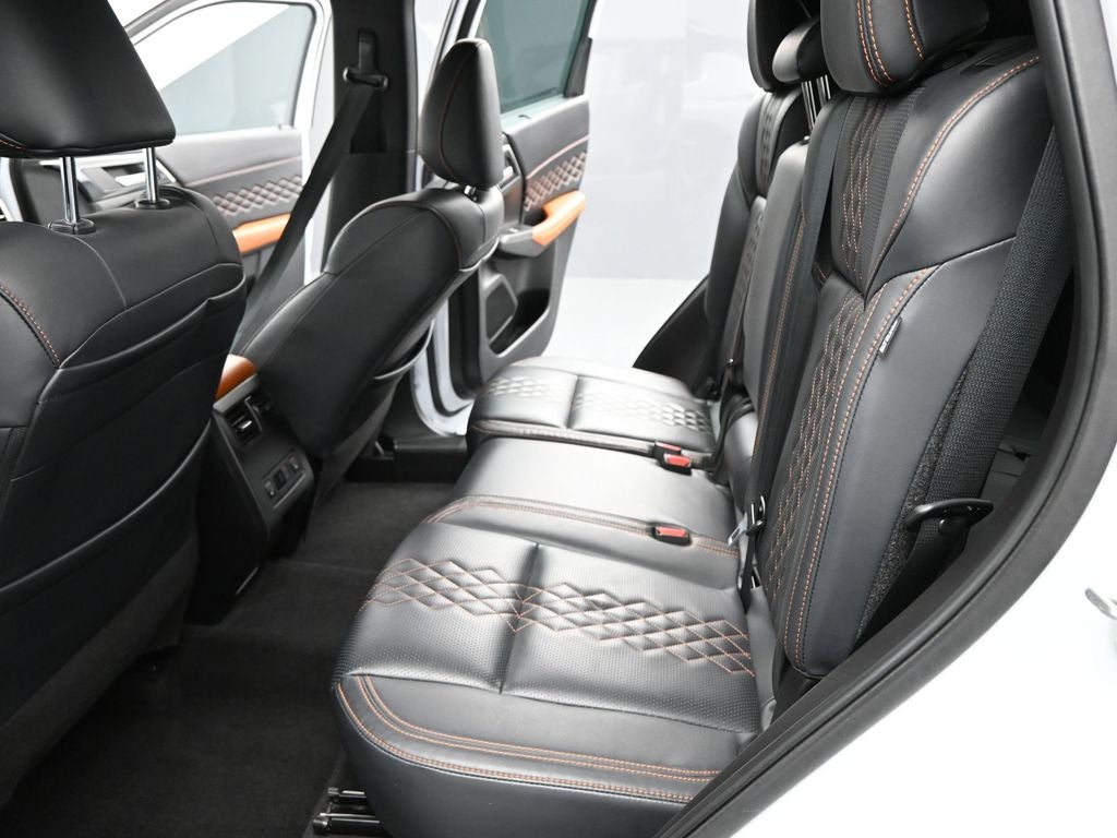 2023 Mitsubishi Outlander SEL Black Edition