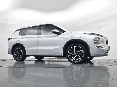 2023 Mitsubishi Outlander SEL Black Edition