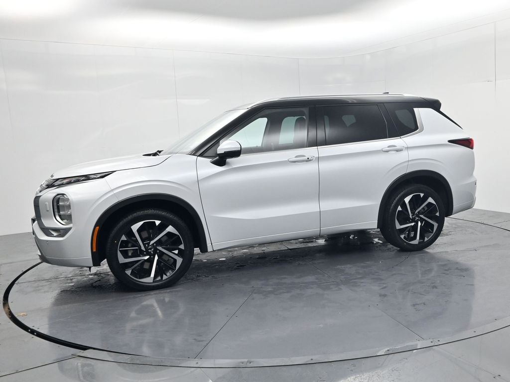 2023 Mitsubishi Outlander SEL Black Edition