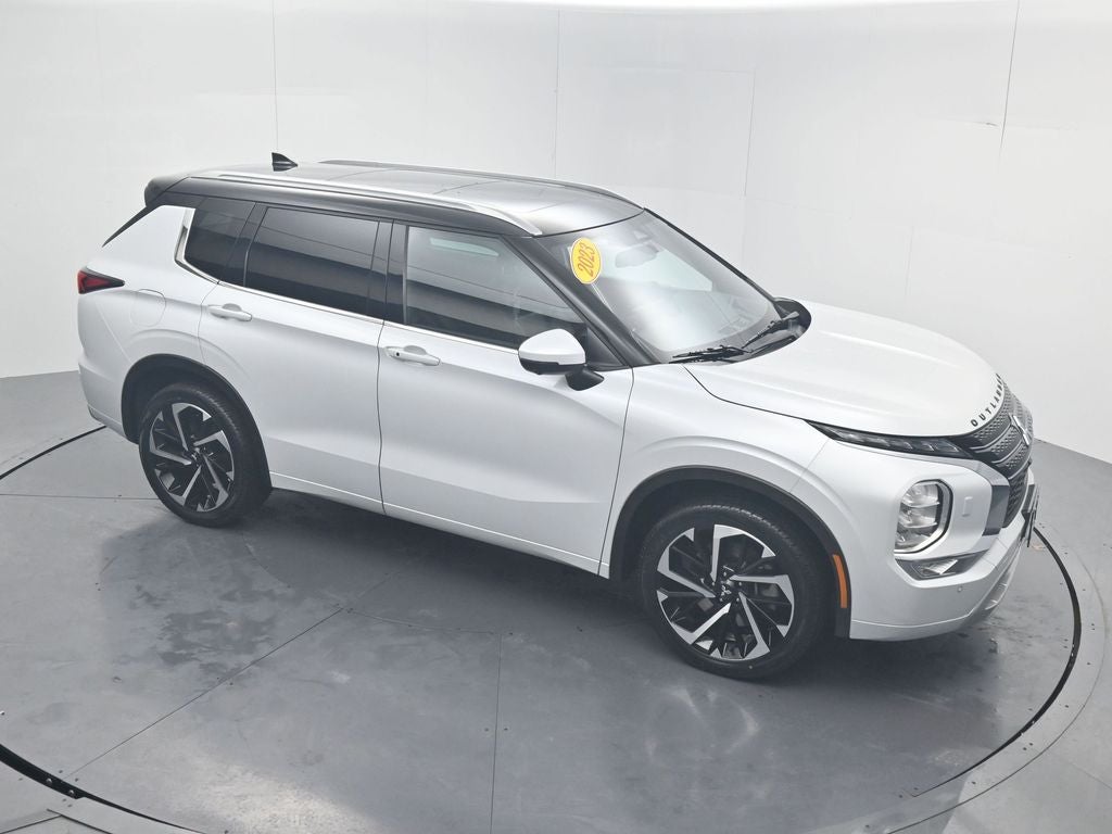 2023 Mitsubishi Outlander SEL Black Edition