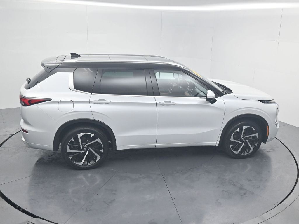 2023 Mitsubishi Outlander SEL Black Edition