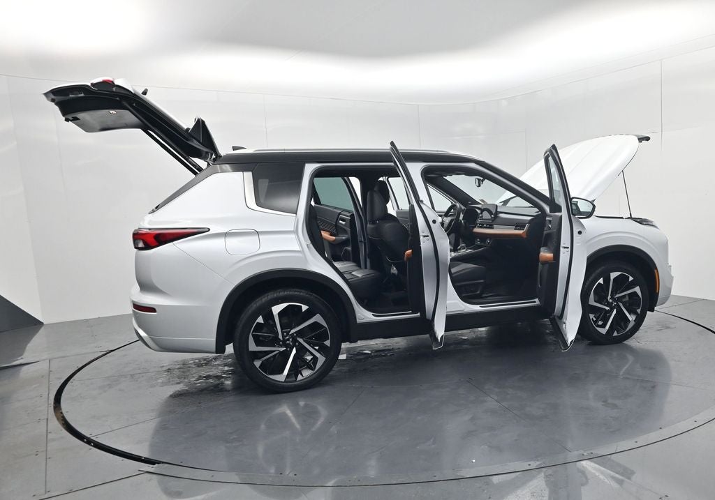 2023 Mitsubishi Outlander SEL Black Edition