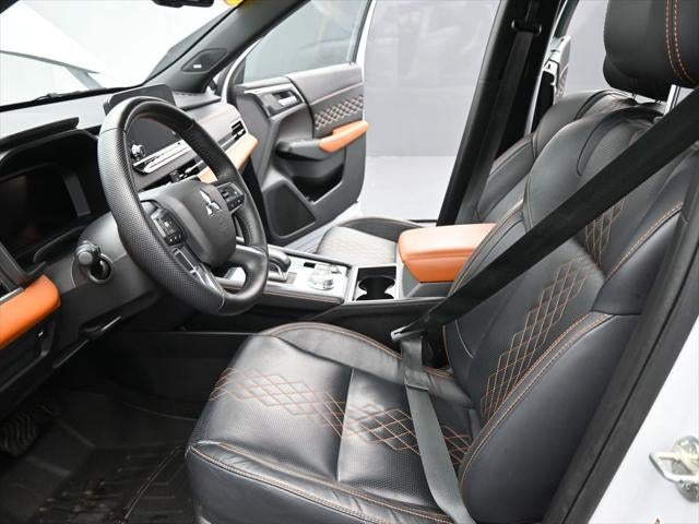 2023 Mitsubishi Outlander SEL Black Edition