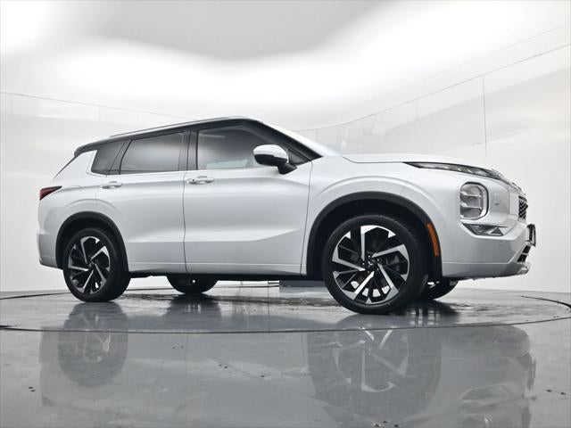 2023 Mitsubishi Outlander SEL Black Edition
