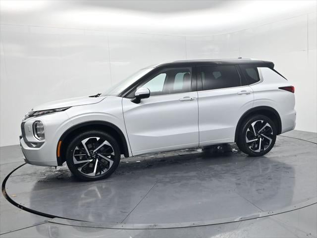 2023 Mitsubishi Outlander SEL Black Edition