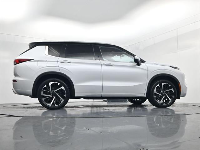 2023 Mitsubishi Outlander SEL Black Edition