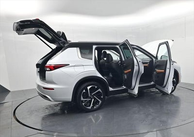 2023 Mitsubishi Outlander SEL Black Edition