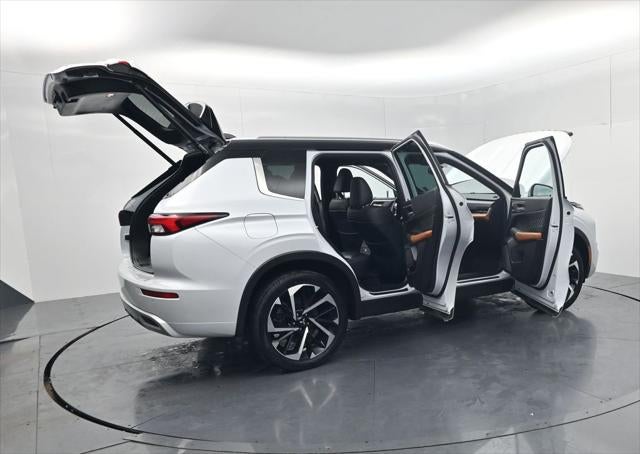 2023 Mitsubishi Outlander SEL Black Edition