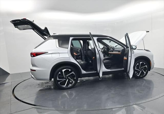 2023 Mitsubishi Outlander SEL Black Edition
