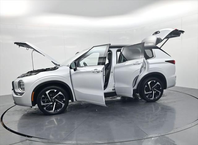 2023 Mitsubishi Outlander SEL Black Edition