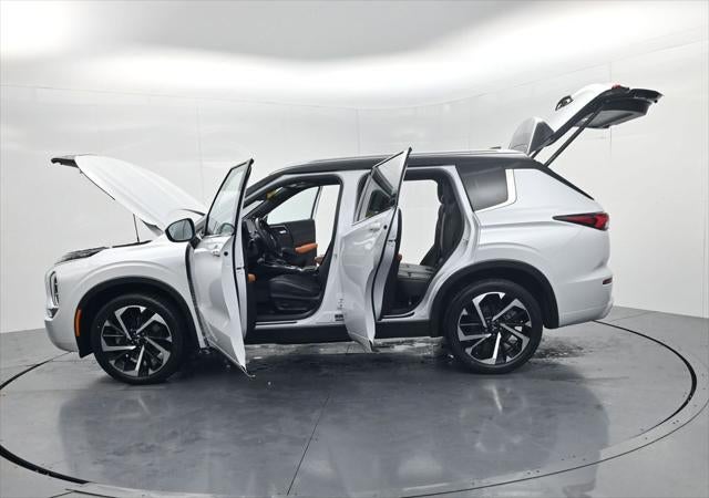 2023 Mitsubishi Outlander SEL Black Edition