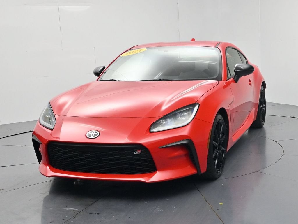 2025 Toyota GR86 Premium