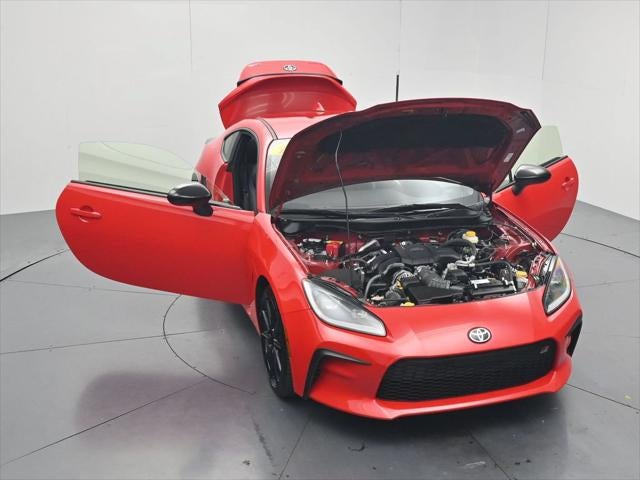 2025 Toyota GR86 Premium