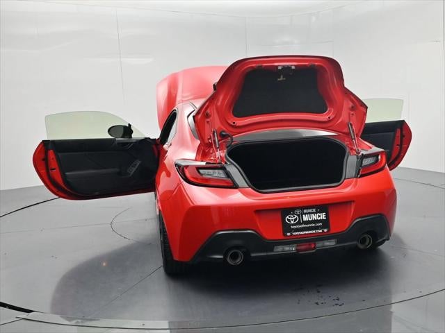 2025 Toyota GR86 Premium