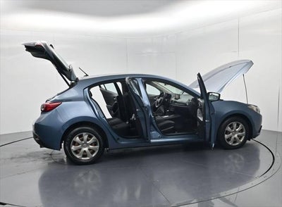 2015 Mazda Mazda3 i Sport