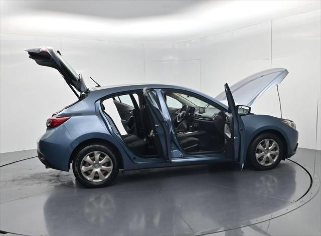 2015 Mazda Mazda3 i Sport