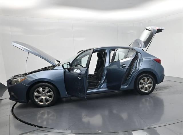 2015 Mazda Mazda3 i Sport