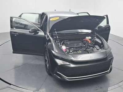 2024 Toyota Crown XLE