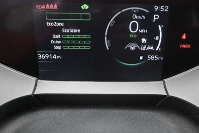 2025 Toyota Prius LE