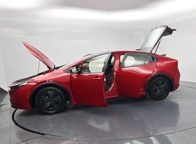 2025 Toyota Prius LE