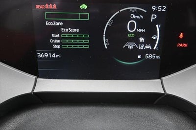 2025 Toyota Prius LE