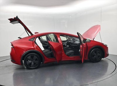 2025 Toyota Prius LE