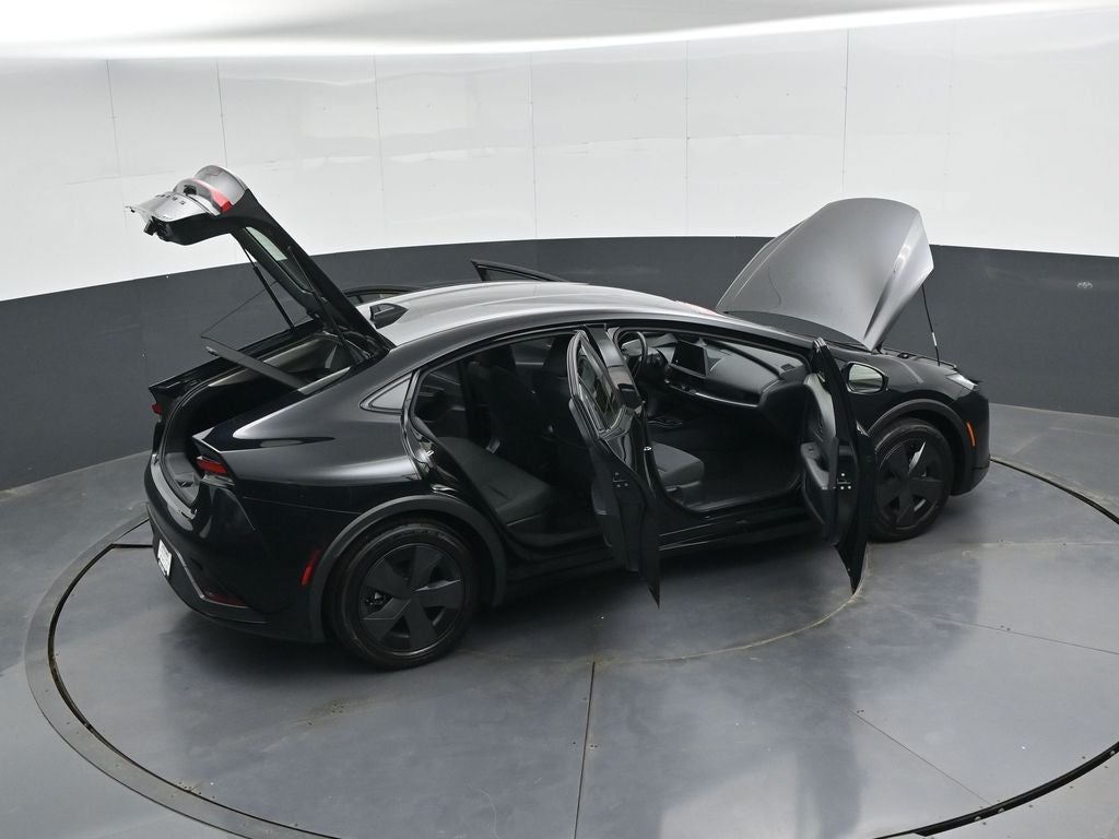 2025 Toyota Prius LE