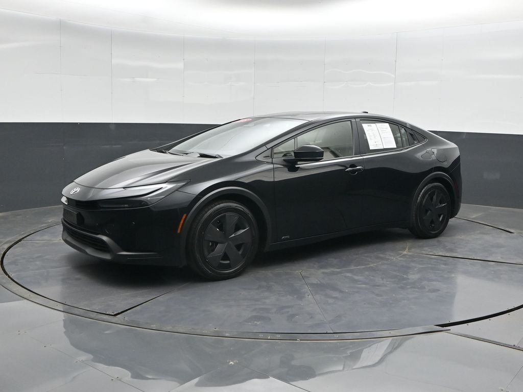 2025 Toyota Prius LE