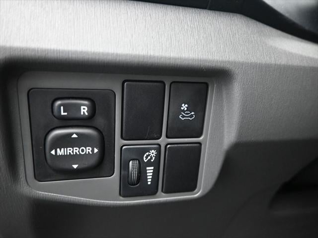 2010 Toyota Prius IV