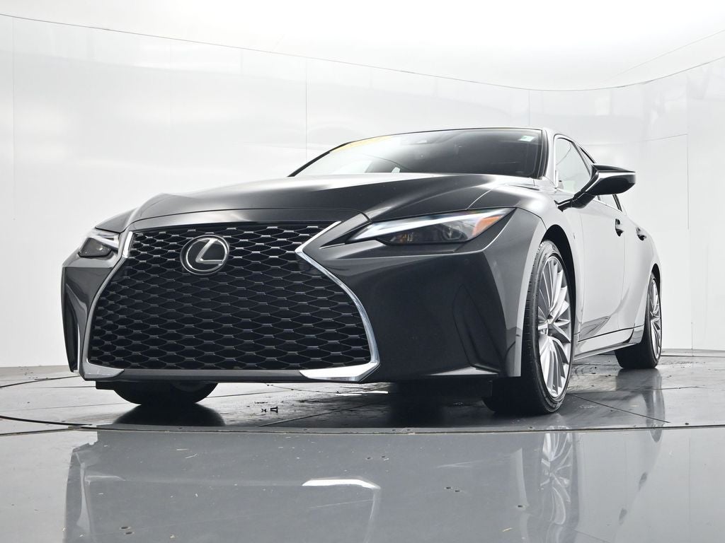 2024 Lexus IS 300