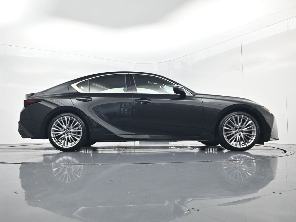 2024 Lexus IS 300