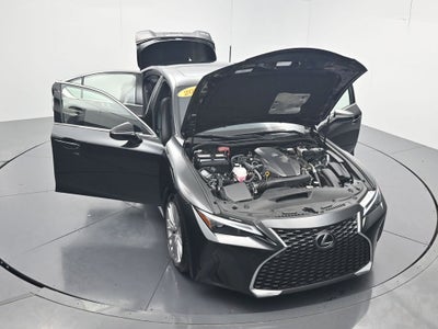 2024 Lexus IS 300