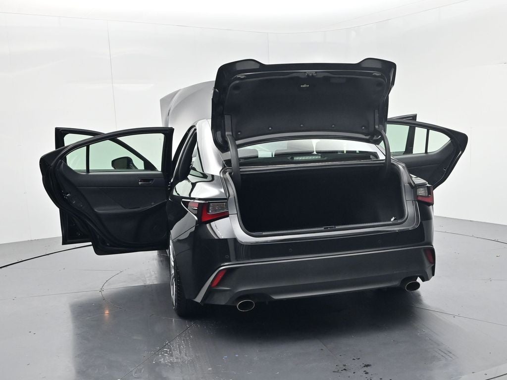 2024 Lexus IS 300