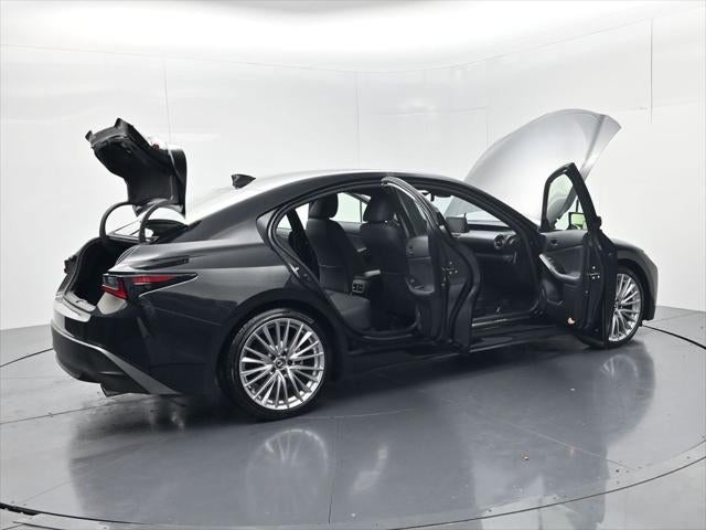 2024 Lexus IS 300