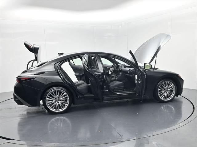2024 Lexus IS 300