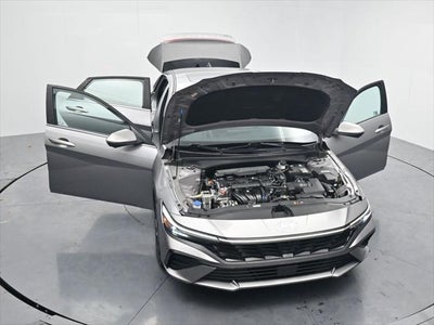 2024 Hyundai Elantra Limited