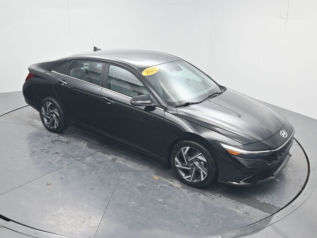 2025 Hyundai Elantra Limited