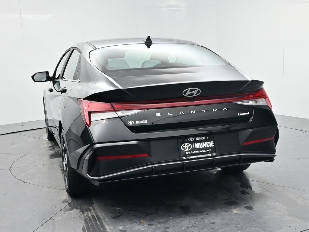 2025 Hyundai Elantra Limited