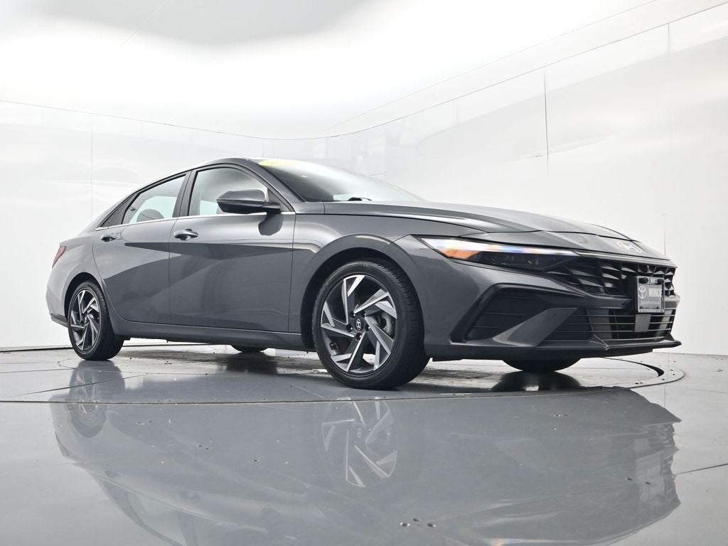 2024 Hyundai Elantra Limited
