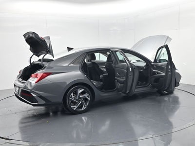 2024 Hyundai Elantra Limited