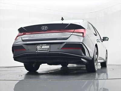 2024 Hyundai Elantra Limited